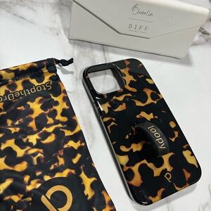 Loopy Tortoise Print Phone Case